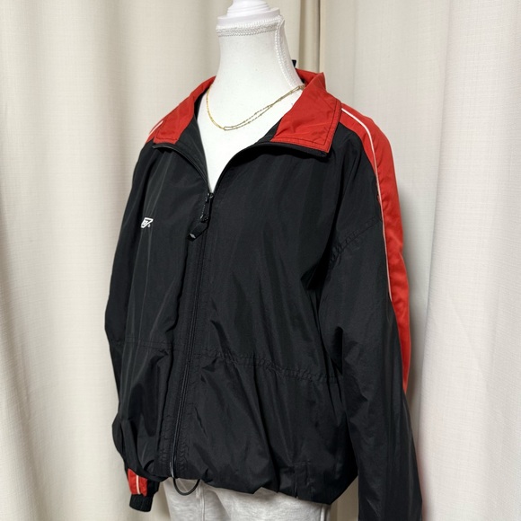 Umbro Vintage Black and Red Men's windbreaker - Picture 2 of 7